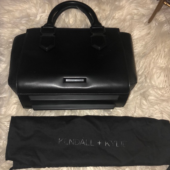 Kendall And Kylie Handbag - Picture 2 of 7